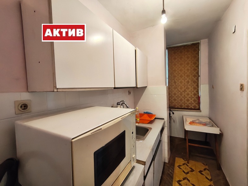 Продава 2-СТАЕН, гр. Търговище, Център, снимка 5 - Апартаменти - 53581272