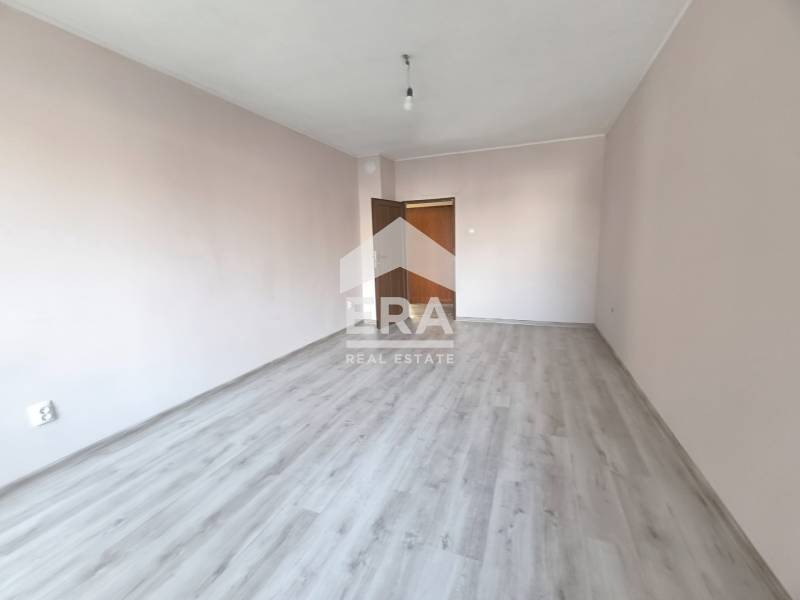 Te koop  2 slaapkamers Chaskovo , Druzjba 1 , 108 m² | 76399527 - afbeelding [9]