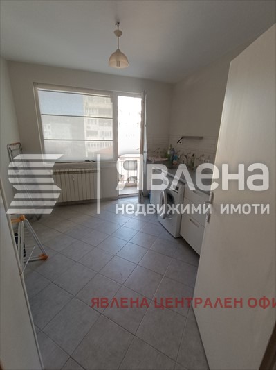 In vendita  2 camere da letto Pernik , Monte Karlo , 79 mq | 70351708 - Immagine [2]