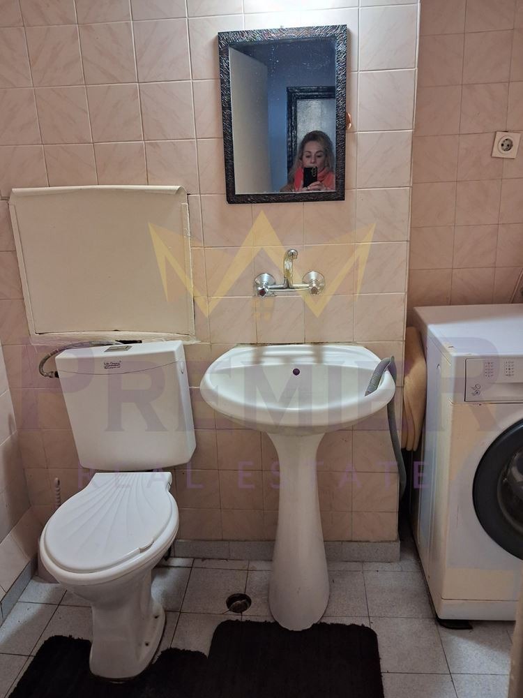 Продава МНОГОСТАЕН, гр. Бургас, Възраждане, снимка 7 - Апартаменти - 53410099