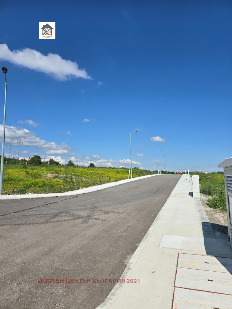 Na prodej  Spiknutí oblast Sofia , Novi chan , 645 m2 | 32553951 - obraz [2]