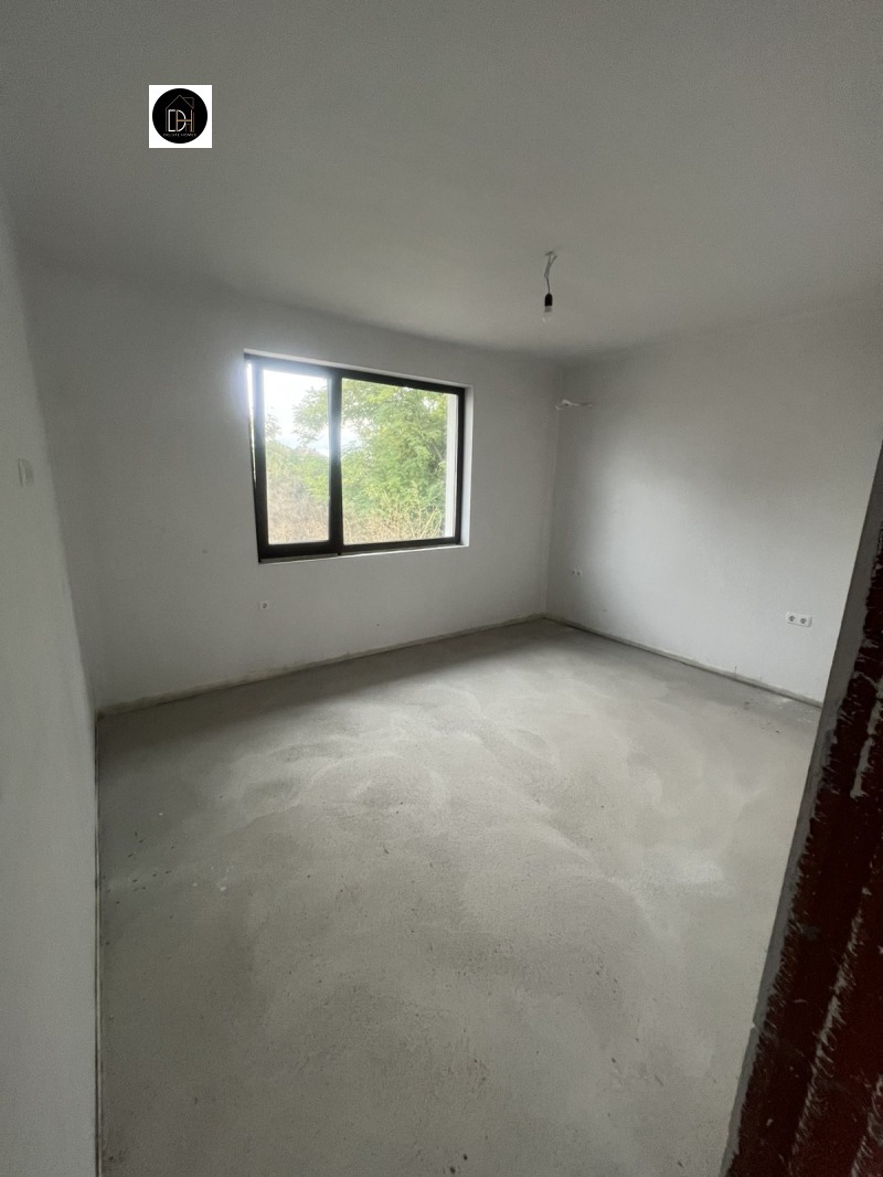Myytävänä  Talo Plovdivin alue , Kostievo , 130 neliömetriä | 81823758 - kuva [6]