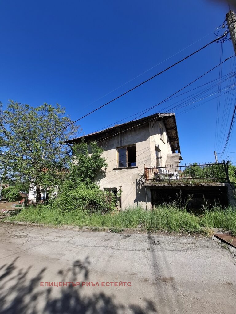 Продава КЪЩА, с. Кладница, област Перник, снимка 3 - Къщи - 54727012