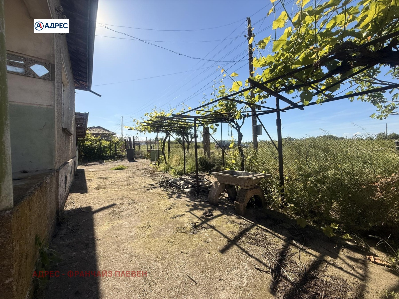 Продава КЪЩА, с. Горни Дъбник, област Плевен, снимка 7 - Къщи - 55141903