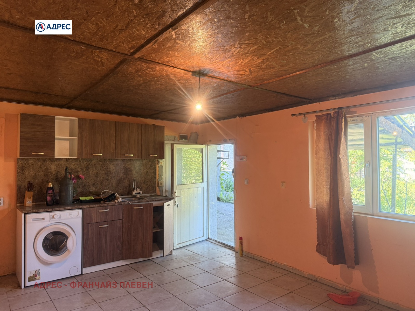 Продава КЪЩА, с. Горни Дъбник, област Плевен, снимка 8 - Къщи - 55141903