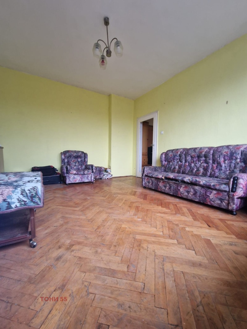 Продава 2-СТАЕН, град Русе, Възраждане • 90000 € / 176024.70 лв. • 46646696 1