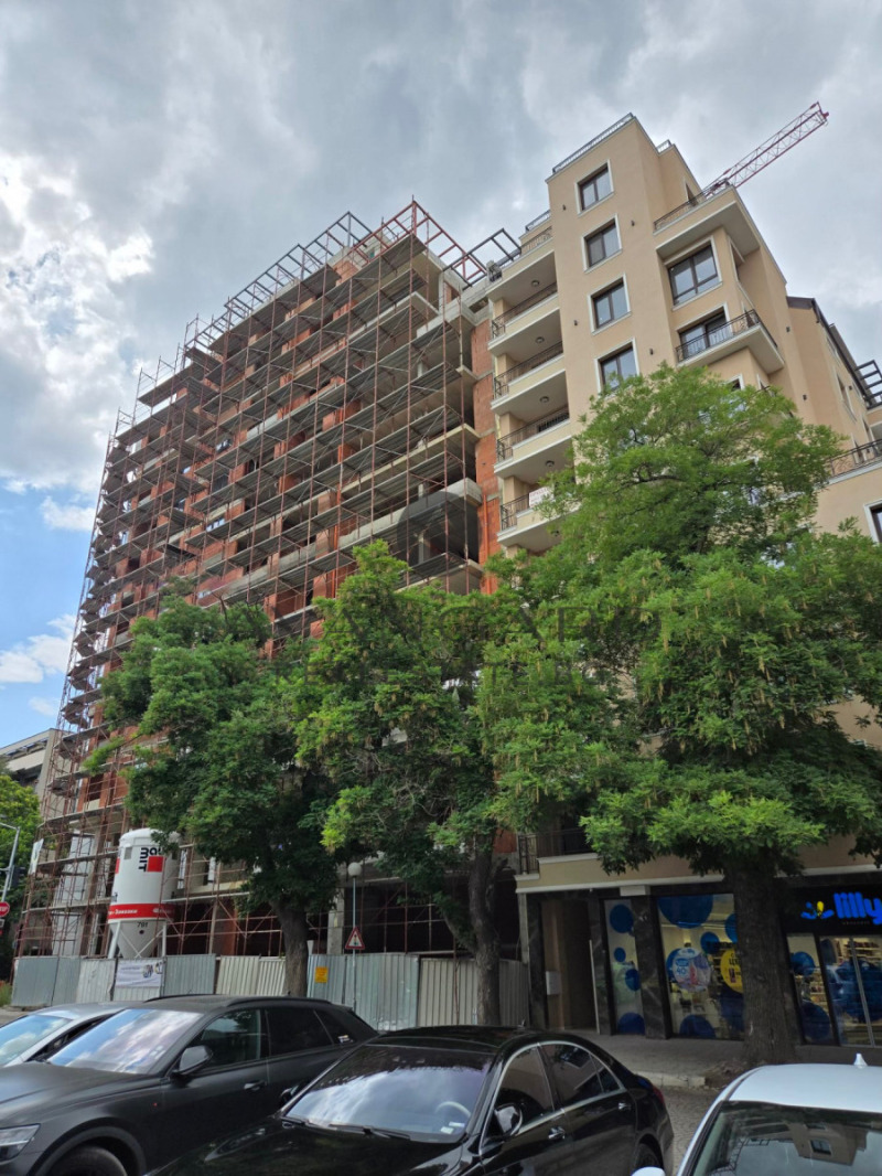 Na prodej  2 ložnice Plovdiv , Centar , 108 m2 | 98453068