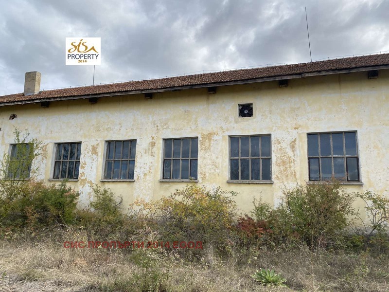 Продава  Пром. помещение област Монтана , гр. Брусарци , 672 кв.м | 91459805 - изображение [2]