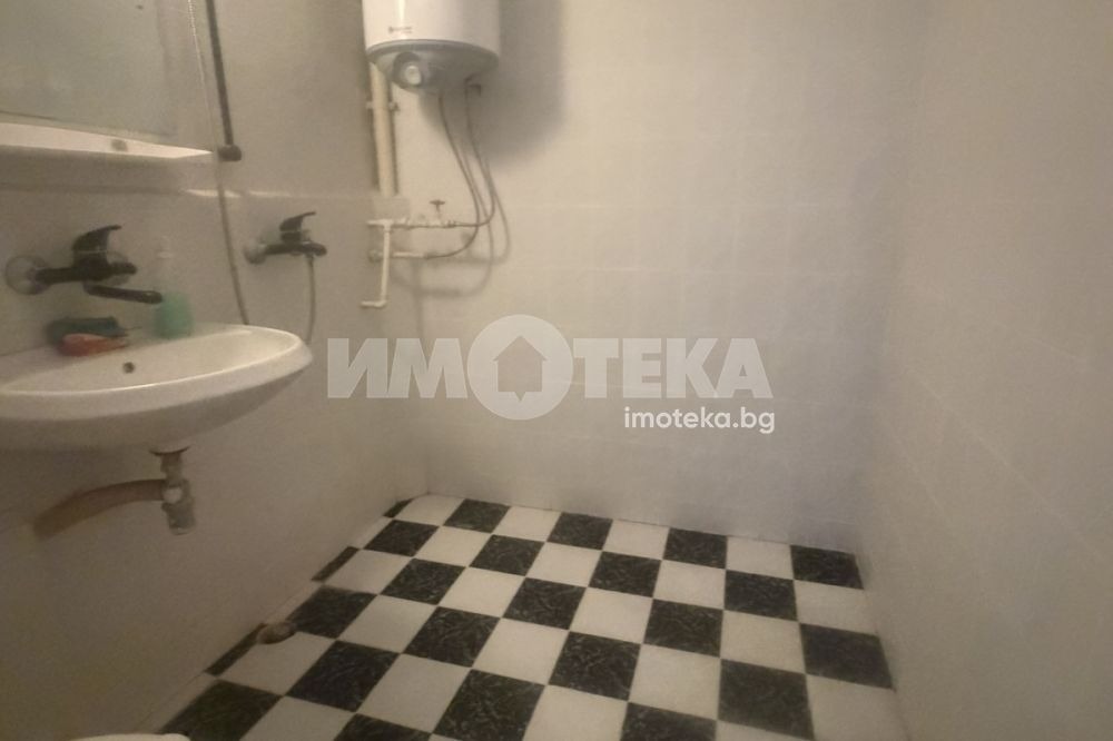 Продава 1-СТАЕН, гр. Пловдив, Кючук Париж, снимка 2 - Апартаменти - 55662776