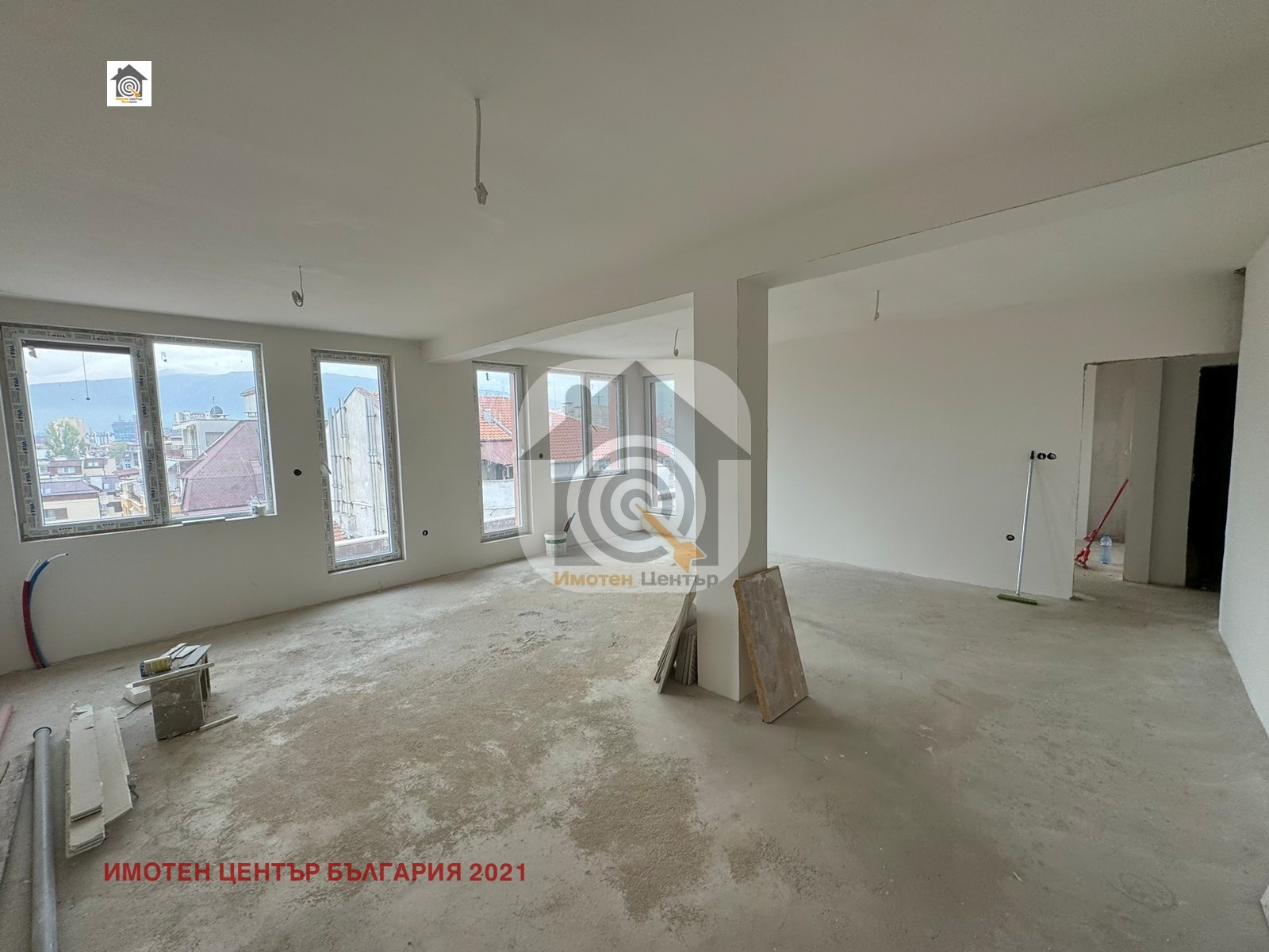 Продава МНОГОСТАЕН, гр. София, Банишора, снимка 2 - Апартаменти - 49453136