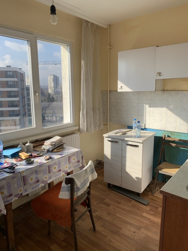 De vânzare  Studio Sofia , Vrâbnița 2 , 48 mp | 76129430 - imagine [2]