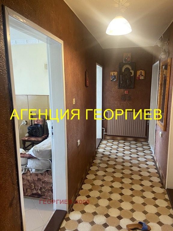 Продава  4-стаен област Велико Търново , гр. Лясковец , 180 кв.м | 79033322 - изображение [8]