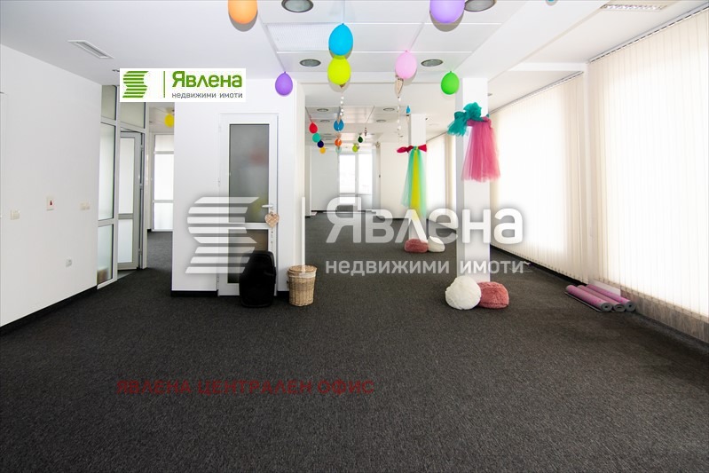 Te koop  Kantoor Sofia , Lagera , 325 m² | 79127941 - afbeelding [3]