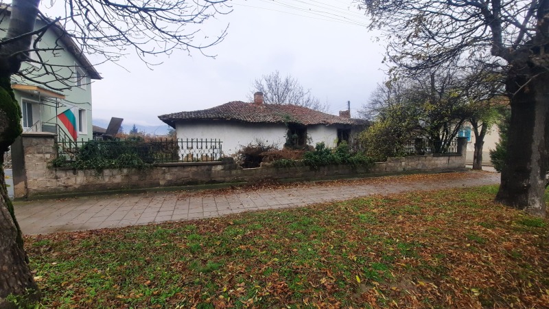 Продава ПАРЦЕЛ, гр. Ихтиман, област София област, снимка 3 - Парцели - 52480082