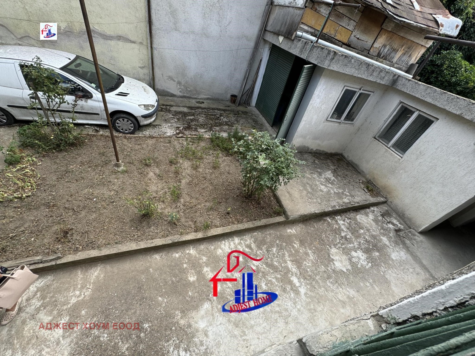 Продава КЪЩА, гр. Шумен, Пазара, снимка 2 - Къщи - 49571821