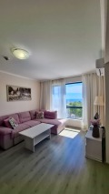 Продава  1-стаен област Добрич , гр. Балчик , 65 кв.м | 76006041