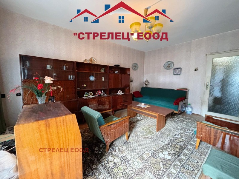Продава 3-СТАЕН, гр. Добрич, Център, снимка 2 - Апартаменти - 52687514