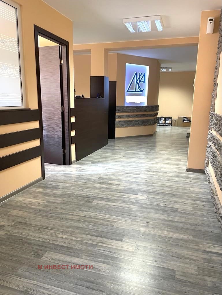 En venta  Oficina Plovdiv , Tsentar , 175 metros cuadrados | 93259646 - imagen [6]