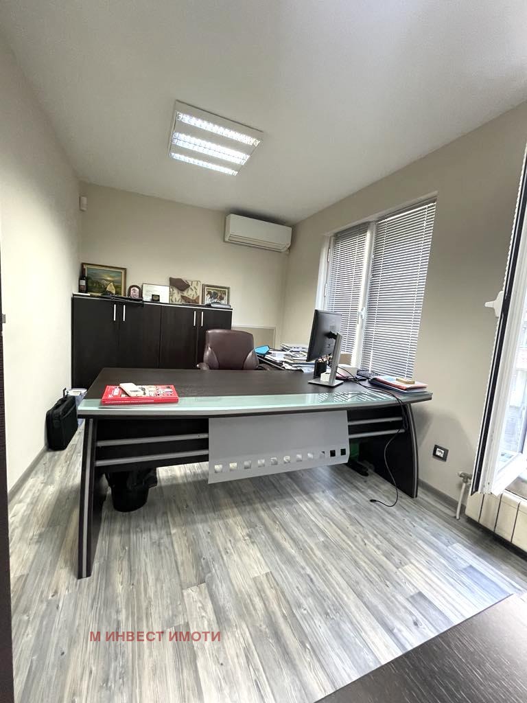 En venta  Oficina Plovdiv , Tsentar , 175 metros cuadrados | 93259646 - imagen [8]