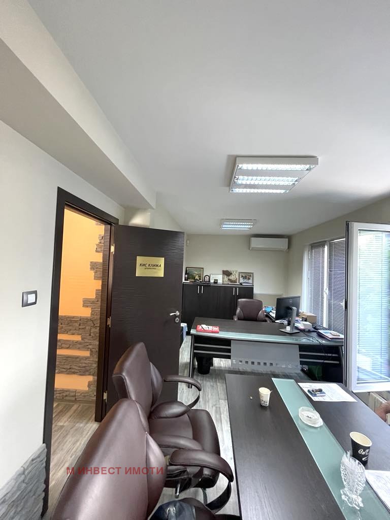 En venta  Oficina Plovdiv , Tsentar , 175 metros cuadrados | 93259646 - imagen [9]