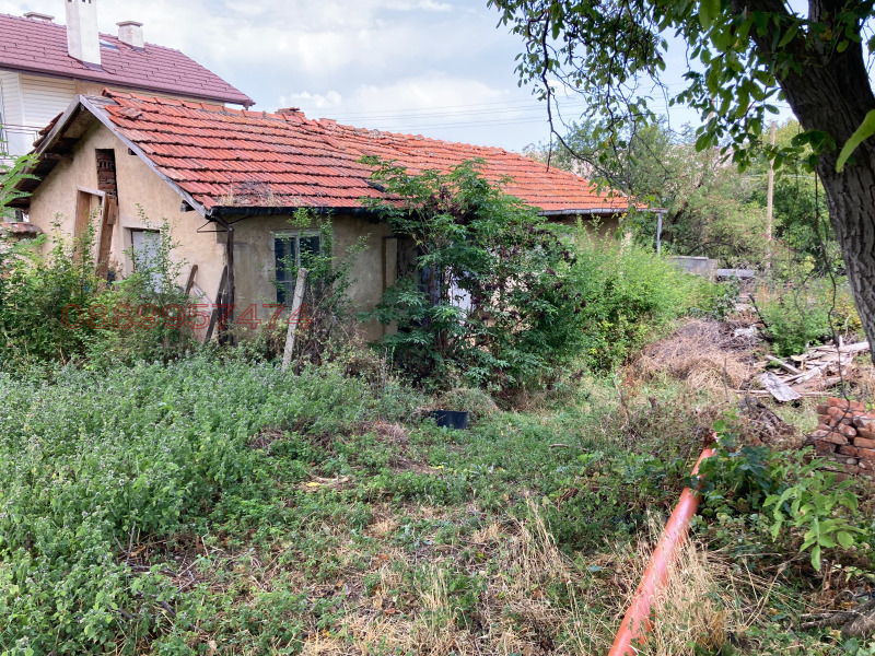 Продава КЪЩА, с. Опицвет, област София област, снимка 5 - Къщи - 52979391