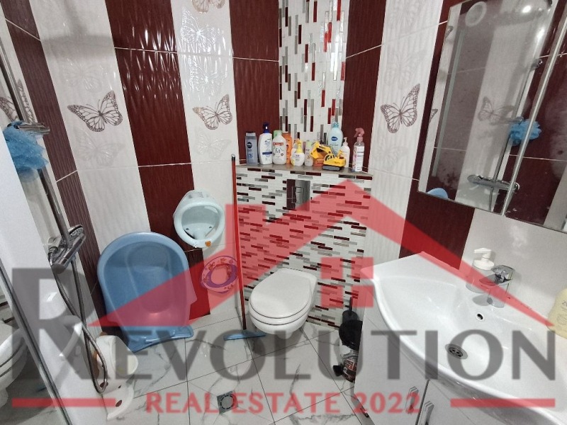 Продава  2-стаен град Кърджали , Център , 63 кв.м | 48092439 - изображение [4]