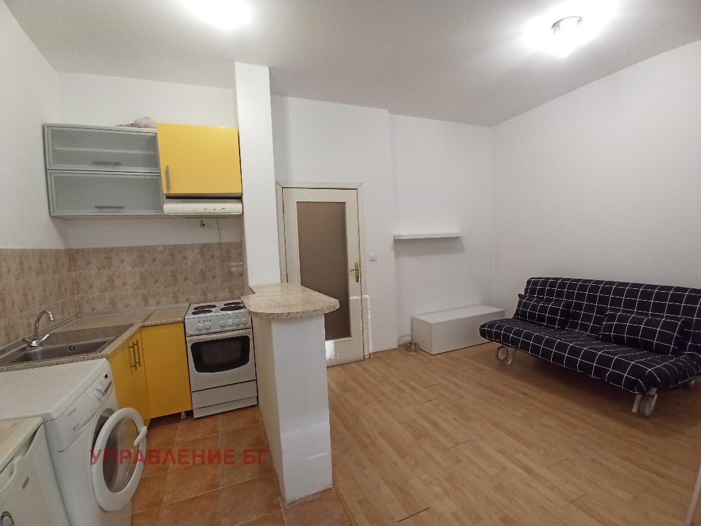 Продава 1-СТАЕН, гр. София, Стрелбище