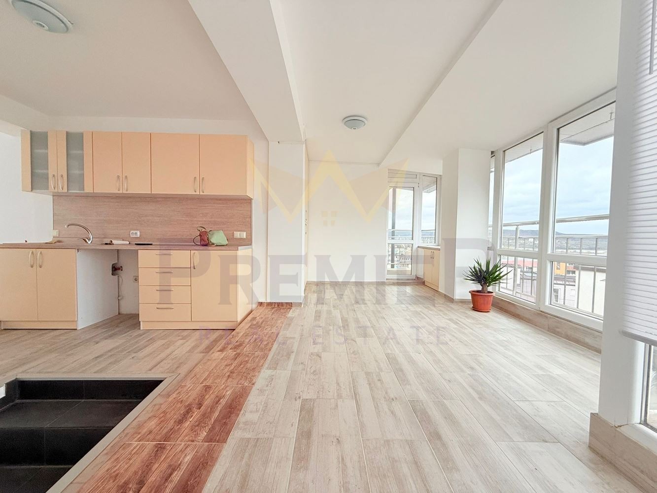 Продава МЕЗОНЕТ, гр. Варна, Христо Ботев, снимка 2 - Апартаменти - 54202279