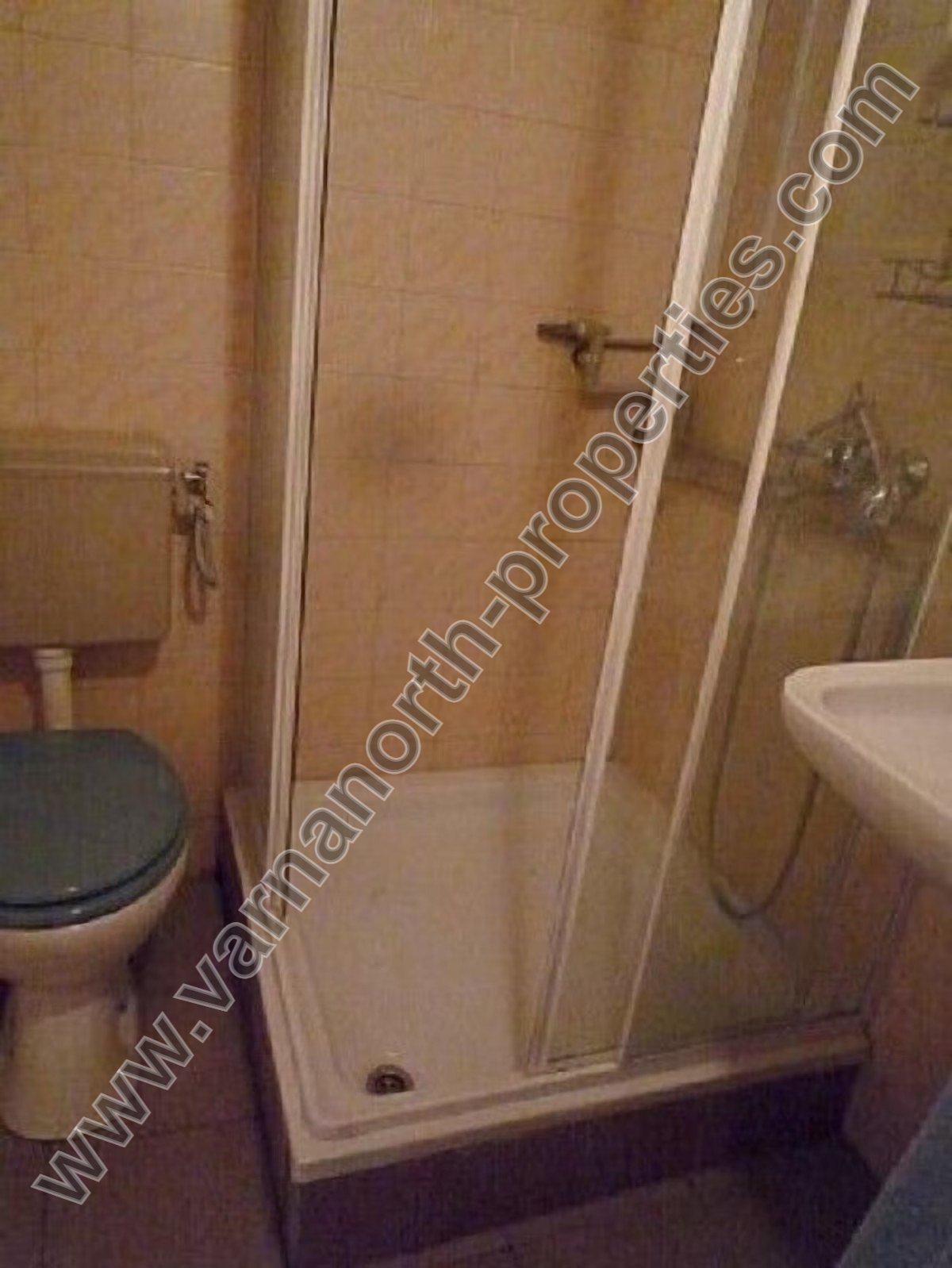 Продава КЪЩА, гр. Балчик, област Добрич, снимка 13 - Къщи - 55584674