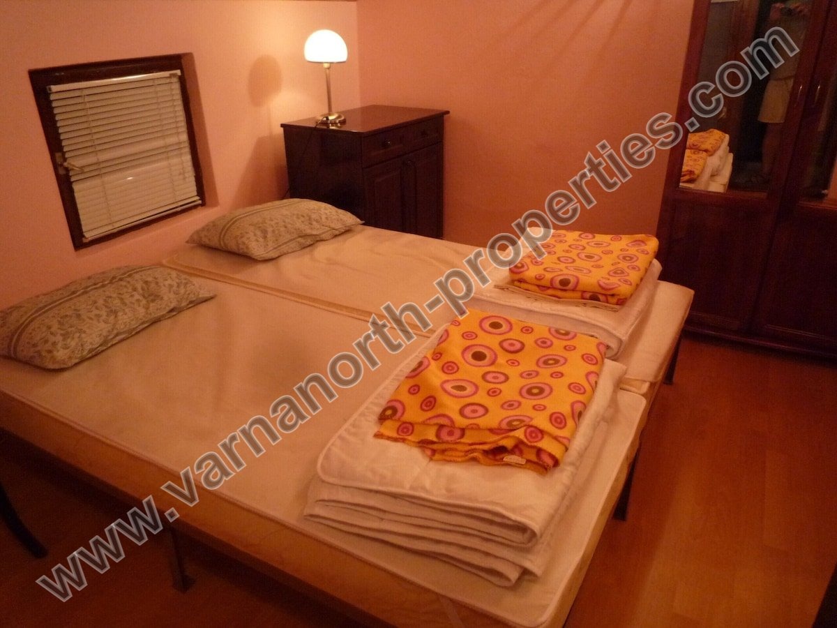 Продава КЪЩА, гр. Балчик, област Добрич, снимка 11 - Къщи - 55584674