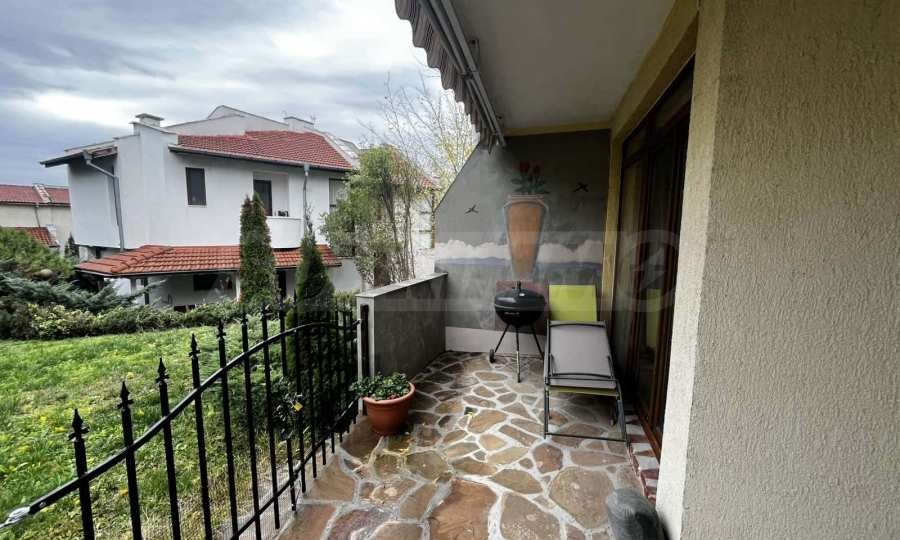 Продава ВИЛА, с. Кошарица, област Бургас, снимка 4 - Вили - 53737876