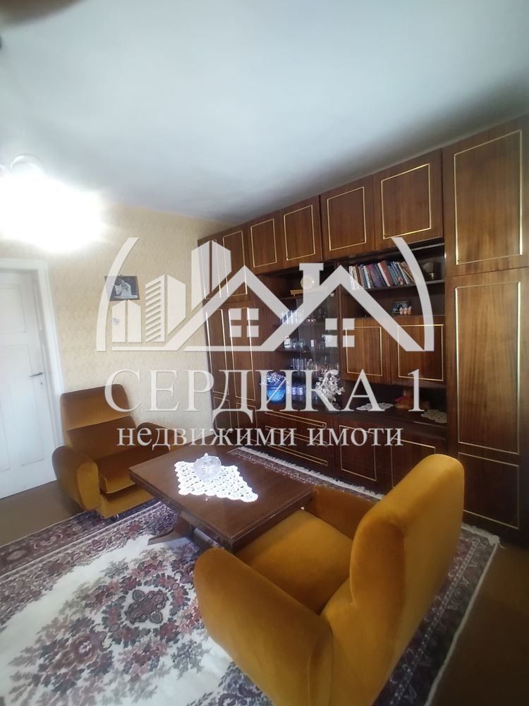 Продава  Къща област Кюстендил , с. Ябълково , 140 кв.м | 27597064