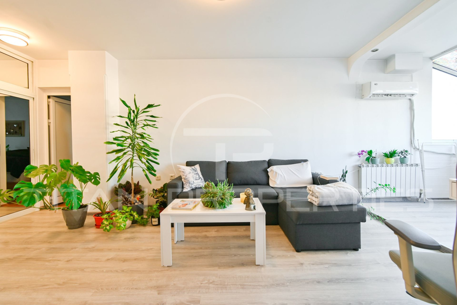 Продава 2-СТАЕН, гр. София, Медицинска академия