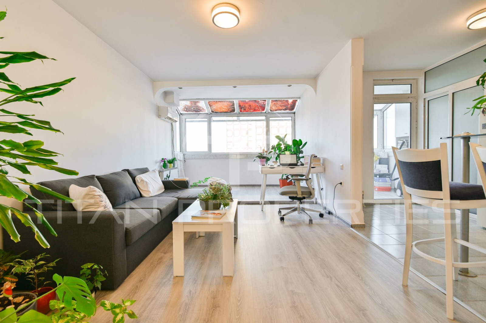 Продава 2-СТАЕН, гр. София, Медицинска академия, снимка 2 - Апартаменти - 54104672