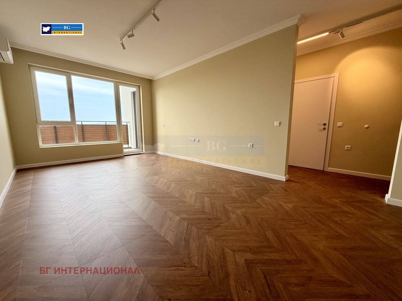 Продава 2-СТАЕН, гр. Бургас, Изгрев, снимка 3 - Апартаменти - 54290289