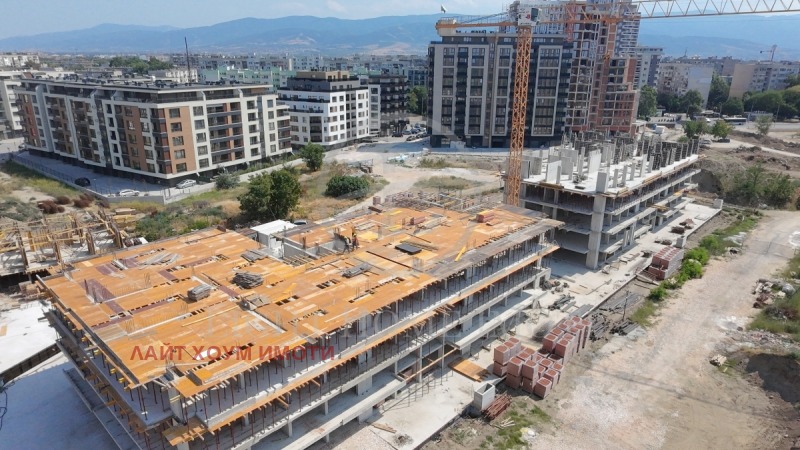 Προς πώληση  2 υπνοδωμάτια Πλοβδηβ , Χρηστο Σμηρνενσκη , 116 τ.μ | 38565973 - εικόνα [2]