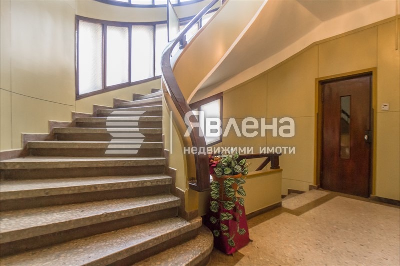 Продава  Многостаен град София , Докторски паметник , 250 кв.м | 44651667 - изображение [3]