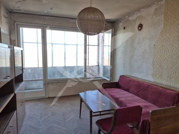 Продава МНОГОСТАЕН, гр. Бургас, Център, снимка 2 - Апартаменти - 53318731