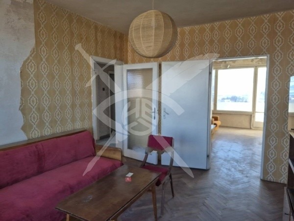 Продава МНОГОСТАЕН, гр. Бургас, Център, снимка 3 - Апартаменти - 52686540