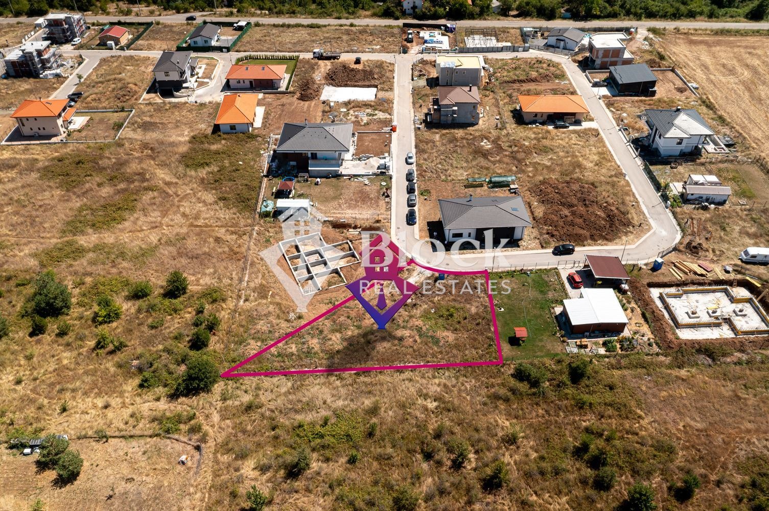 Продава ПАРЦЕЛ, с. Нови хан, област София област