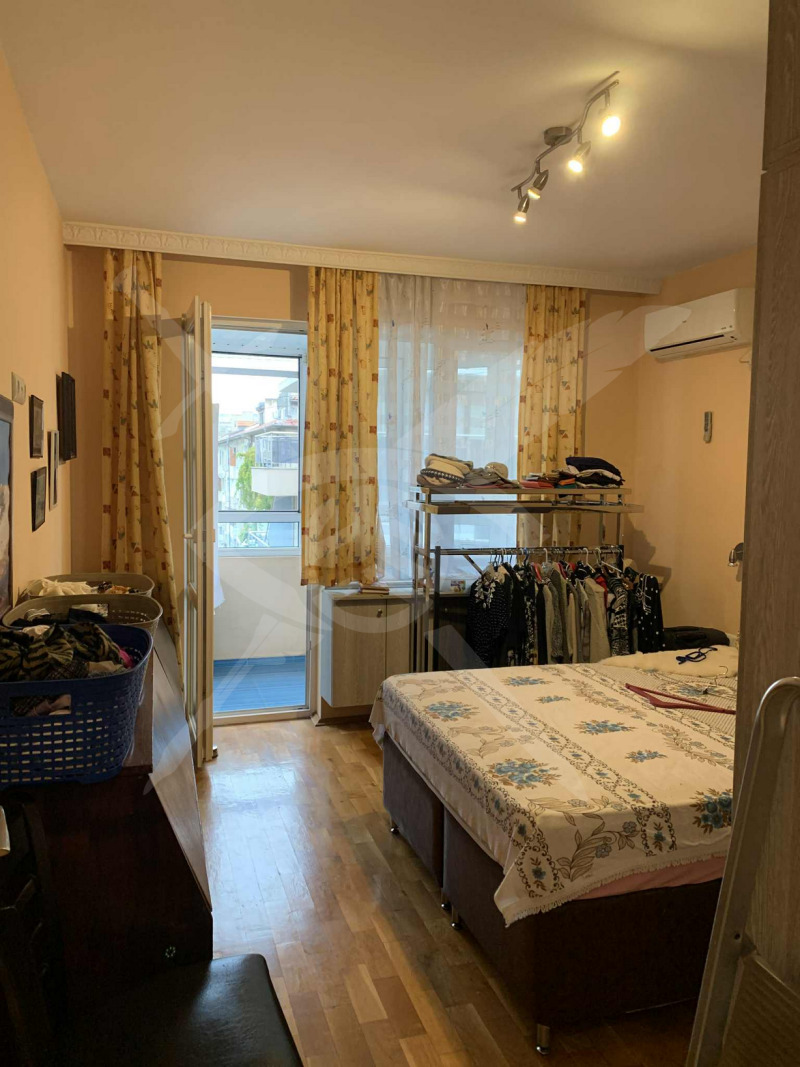 Продава 4-СТАЕН, гр. Варна, Колхозен пазар, снимка 2 - Апартаменти - 52176018