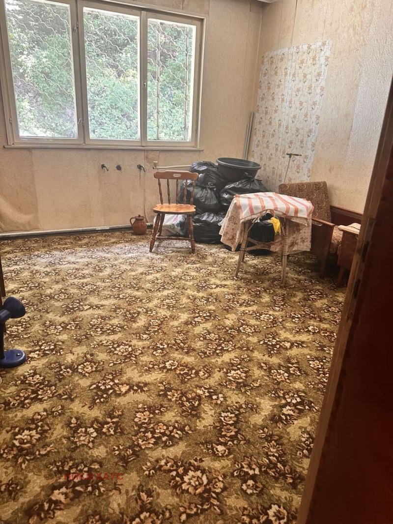 Продава ЕТАЖ ОТ КЪЩА, гр. Варна, Аспарухово, снимка 6 - Етаж от къща - 52490515