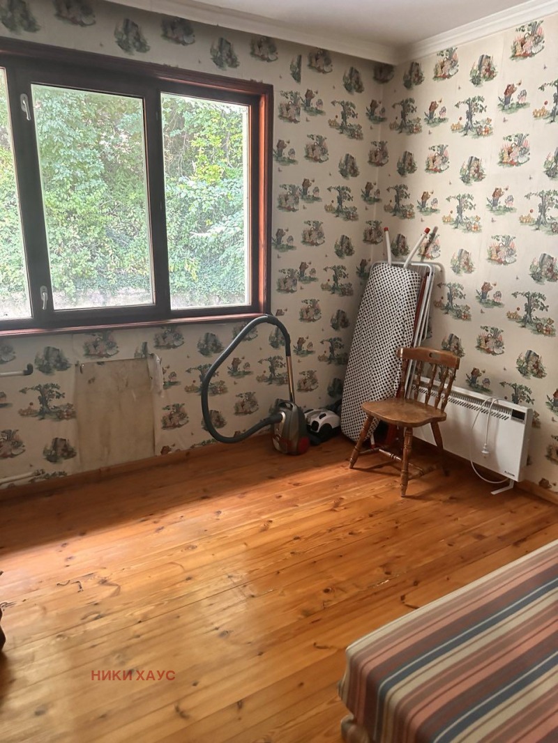 Продава ЕТАЖ ОТ КЪЩА, гр. Варна, Аспарухово, снимка 7 - Етаж от къща - 52490515