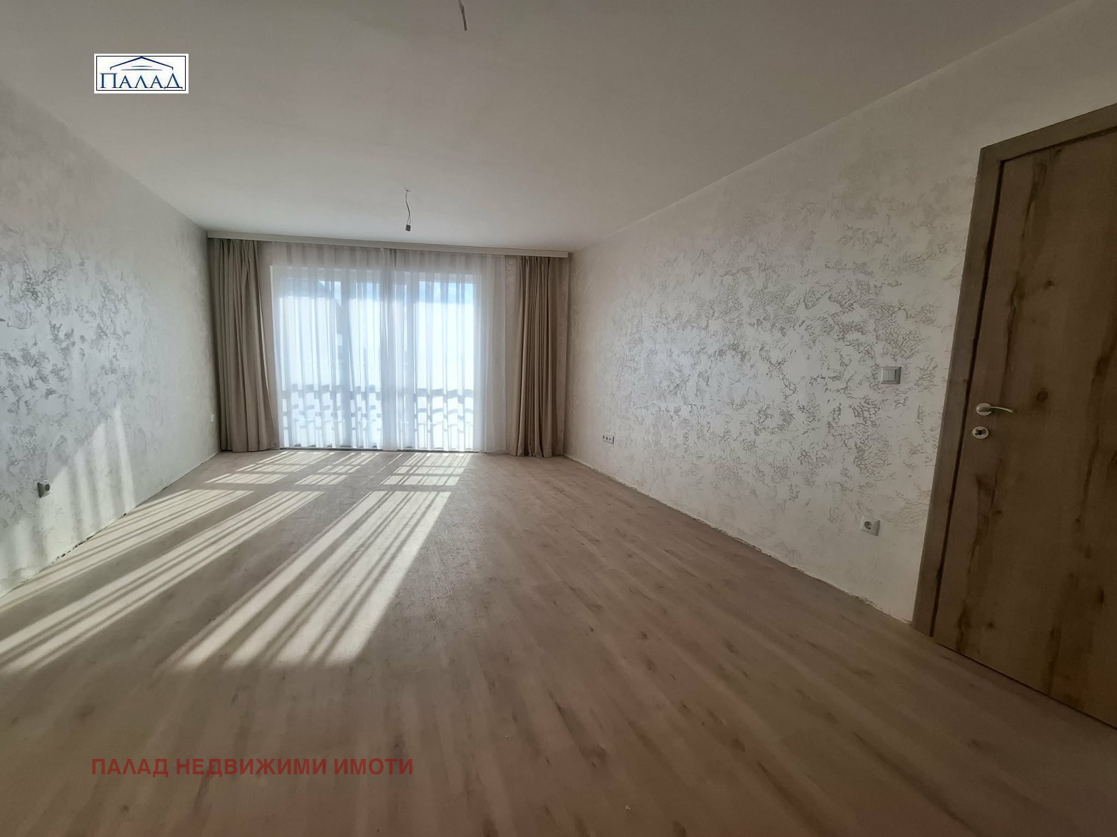 Продава 3-СТАЕН, гр. Варна, Бизнес хотел, снимка 2 - Апартаменти - 54300944