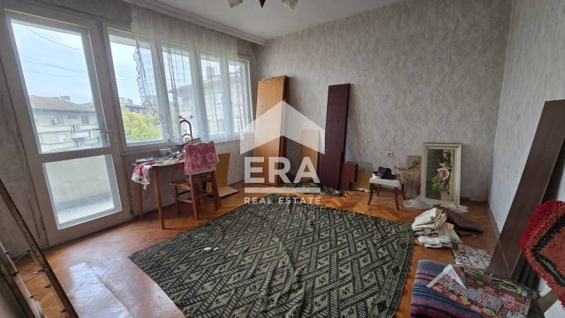 Продава 4-СТАЕН, гр. Велико Търново, Център, снимка 3 - Апартаменти - 52129299