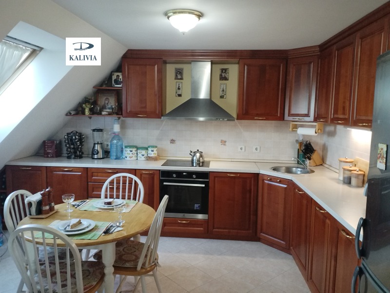 Te koop  Maisonnette Sofia , Geo Milev , 176 m² | 82726115