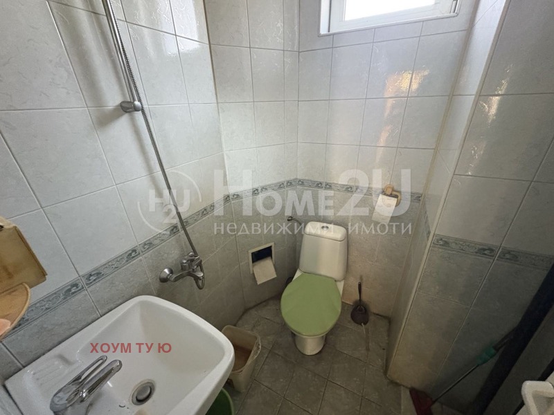 Продава КЪЩА, гр. София, Филиповци, снимка 9 - Къщи - 52278125