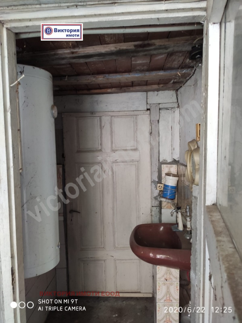 Продава КЪЩА, гр. Велико Търново, Стара част, снимка 5 - Къщи - 52664602