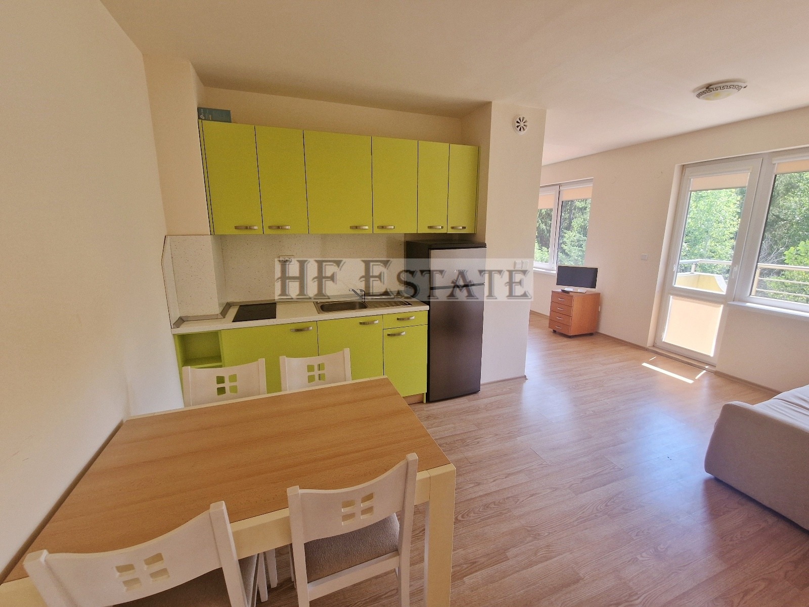 Продава 2-СТАЕН, гр. Бяла, област Варна, снимка 2 - Апартаменти - 52145529