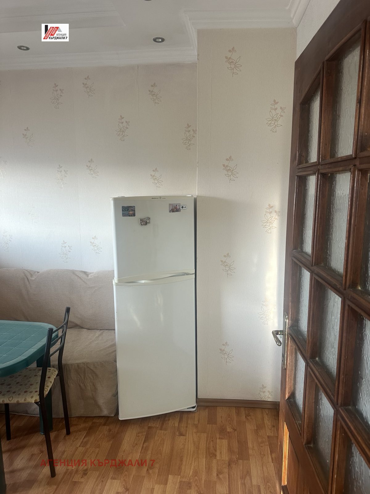 Продава 3-СТАЕН, гр. Кърджали, Център, снимка 12 - Апартаменти - 53719856